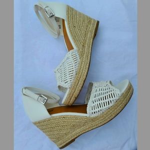 A.n.a. Horizon Open Toe Ankle Strap Wedges 9.5